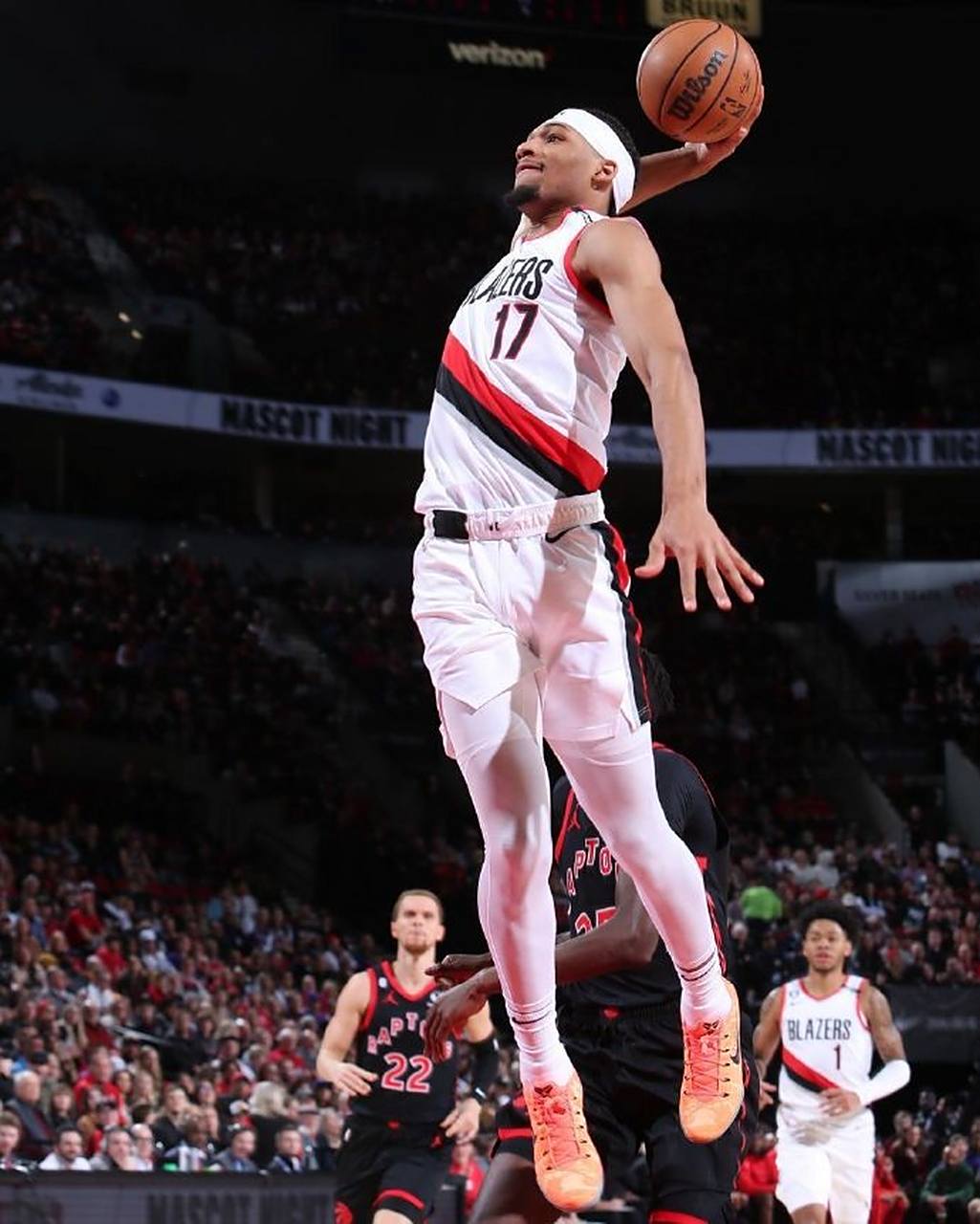 华体会投注-猛龙擒下开拓者，主场赛场笑傲的简单介绍