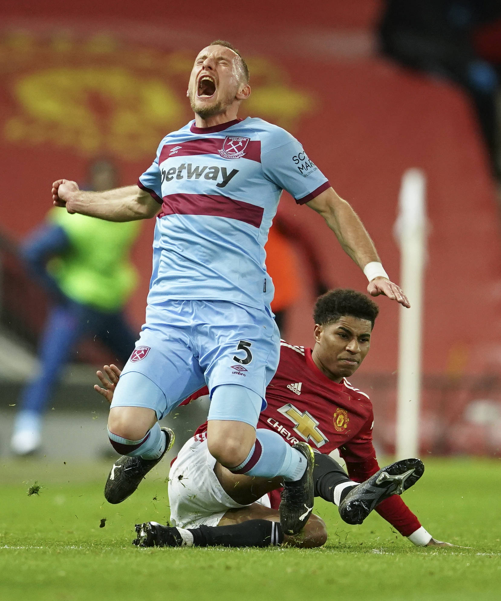 华体会注册-瓦特福德避免失利，瓦特福德球员不敢懈怠的简单介绍