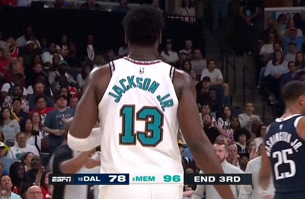 灰熊击败老鹰：马科斯的关键表现帮助球队取胜的简单介绍